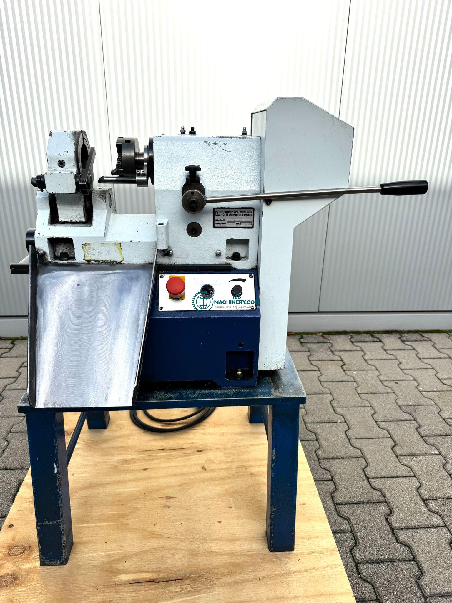 E.Büker - Typ N76 Endenbearbeitungsmaschine / Anfasmaschine